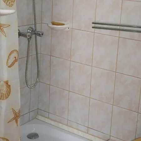 Rona Vendeghaz Gæstehus